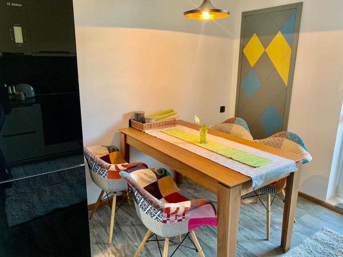 Viktory Apartment Brasov Bagian luar foto