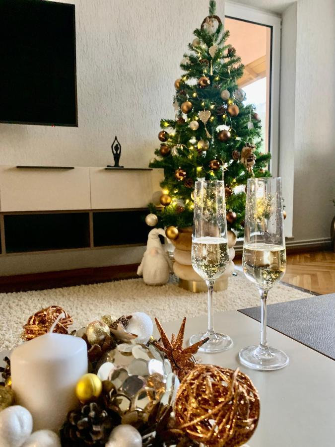 Viktory Apartment Brasov Bagian luar foto