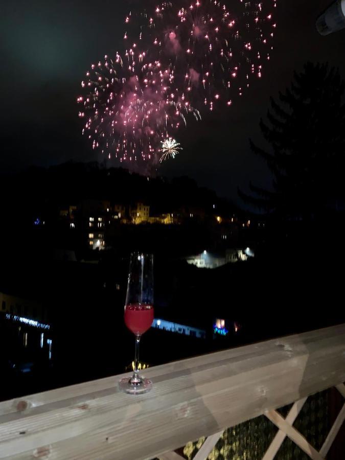 Viktory Apartment Brasov Bagian luar foto